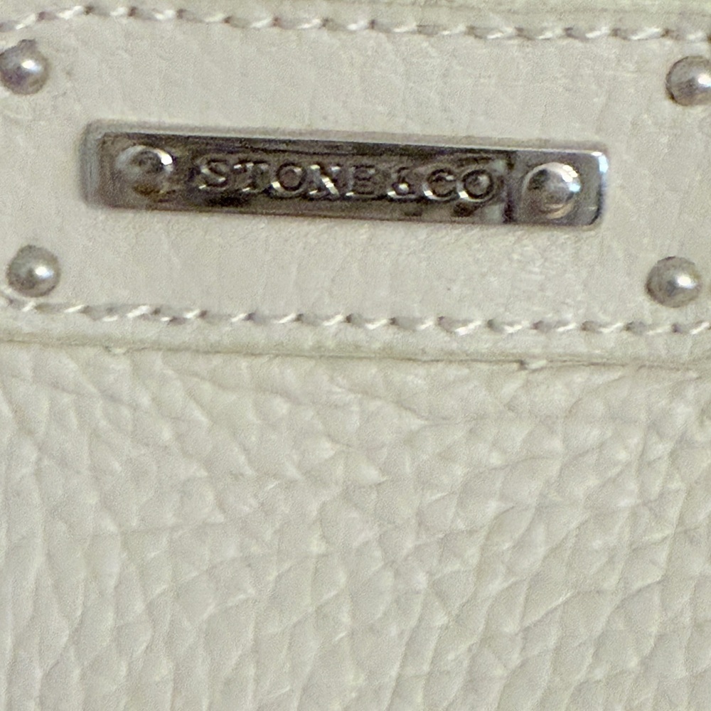 Stone & Co. Off-White Leather Shoulder Bag. GREAT CONDITION - Picture 2 of 7